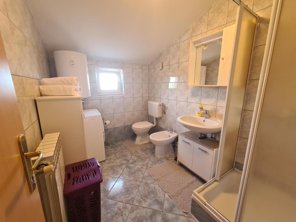 Nova Vas  Apartments Pranjic With Pool מראה חיצוני תמונה